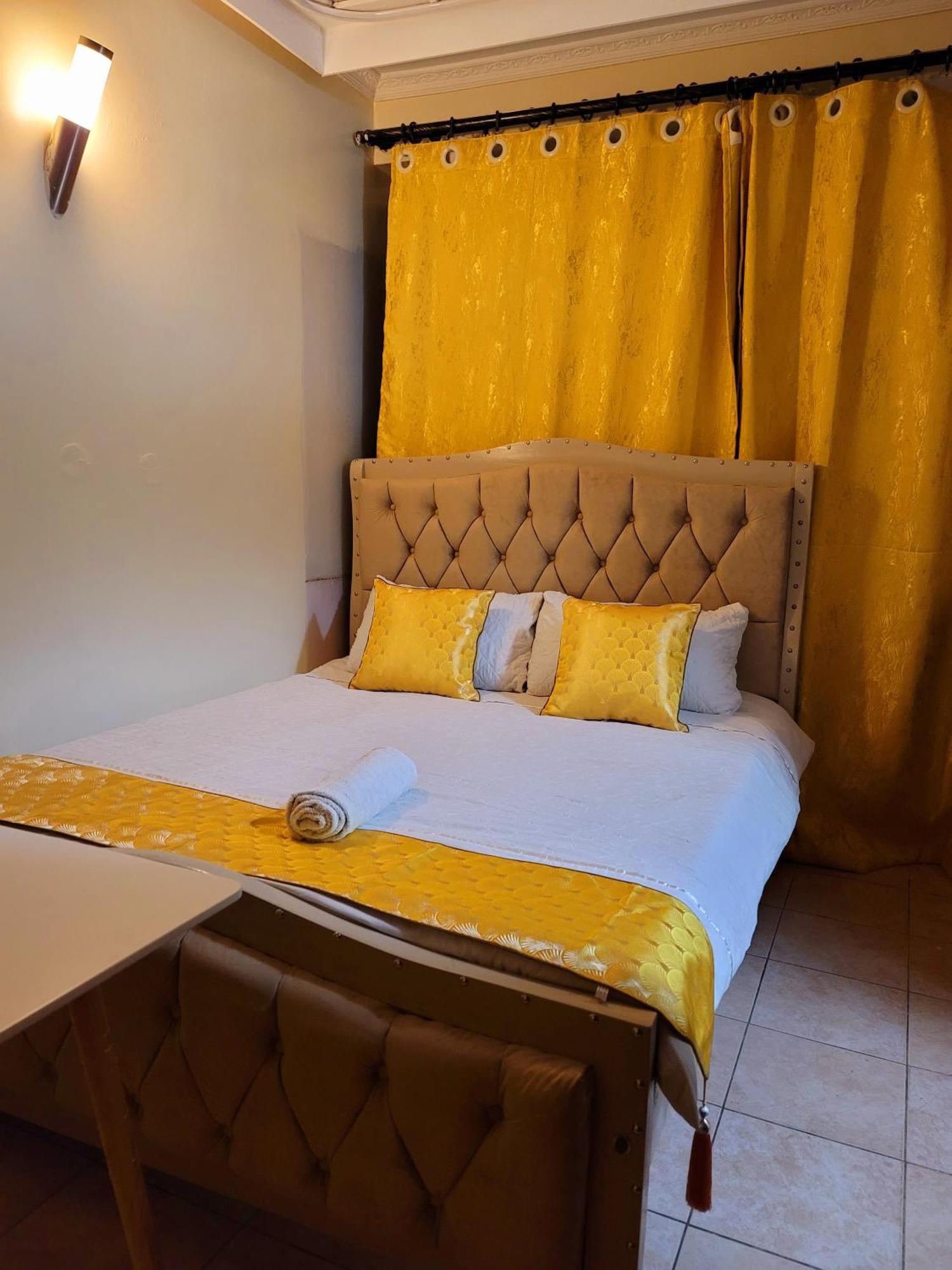 Sunrise Blue Moon B&B نيروبي المظهر الخارجي الصورة