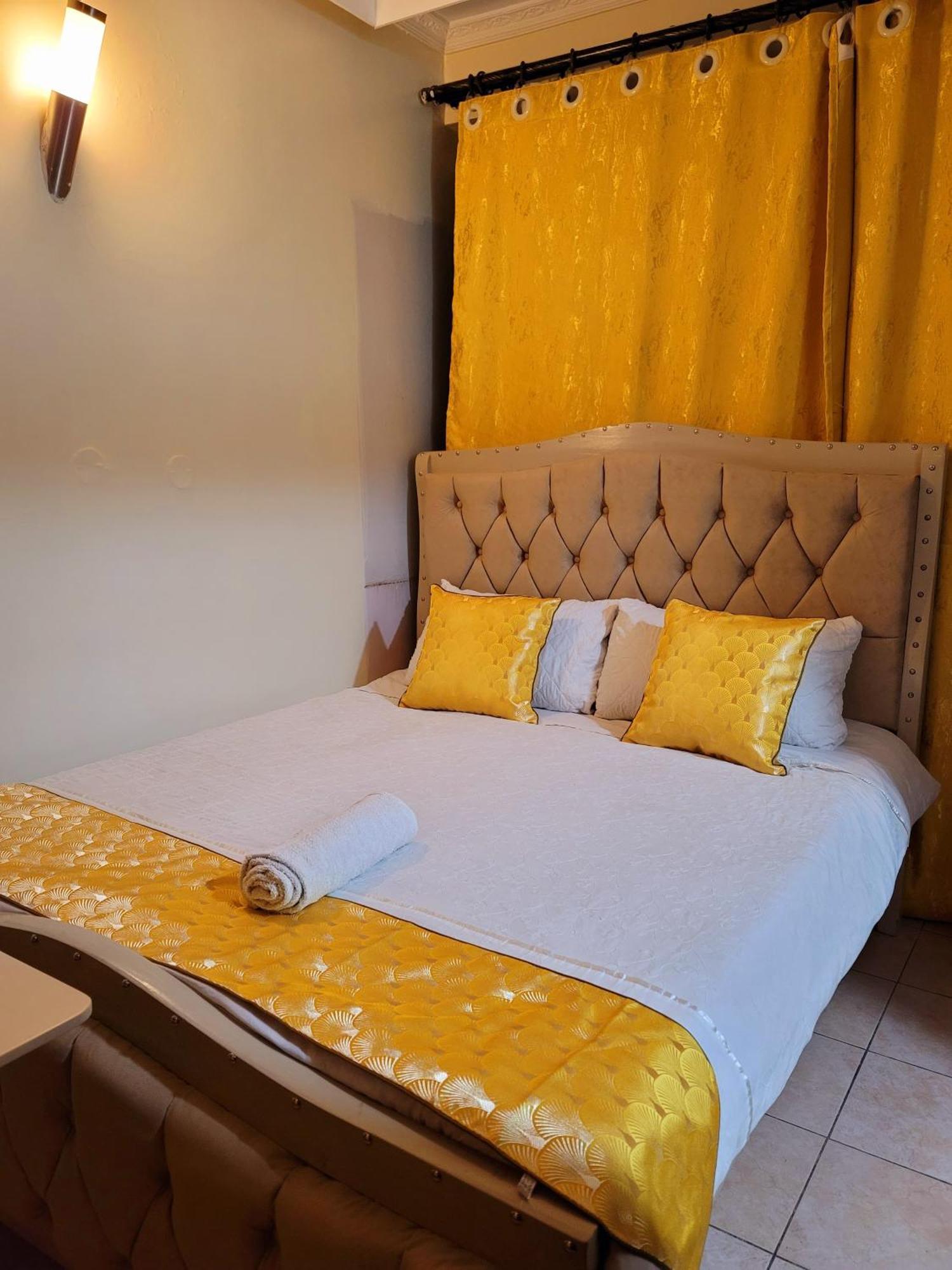 Sunrise Blue Moon B&B نيروبي المظهر الخارجي الصورة