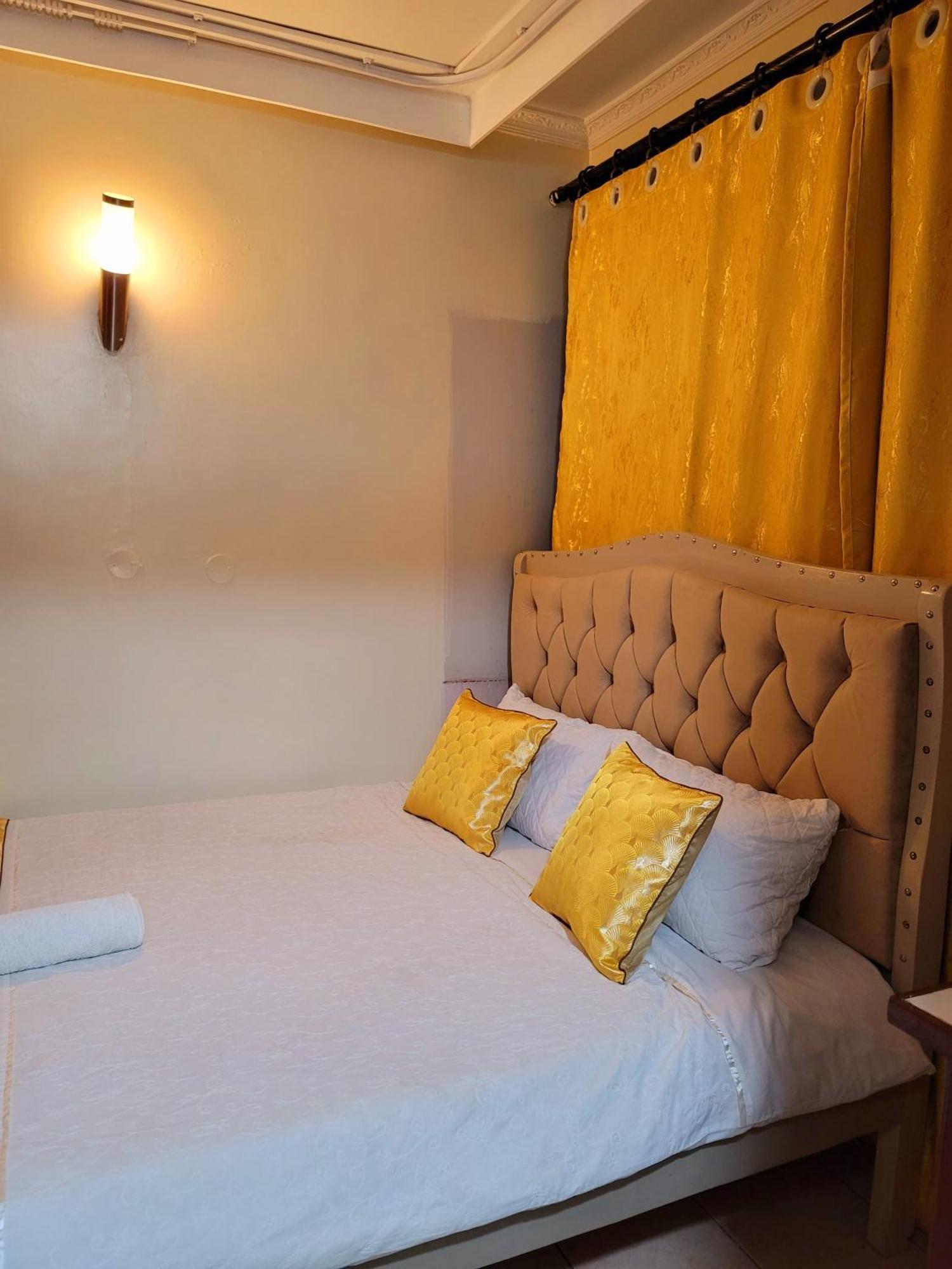 Sunrise Blue Moon B&B نيروبي المظهر الخارجي الصورة